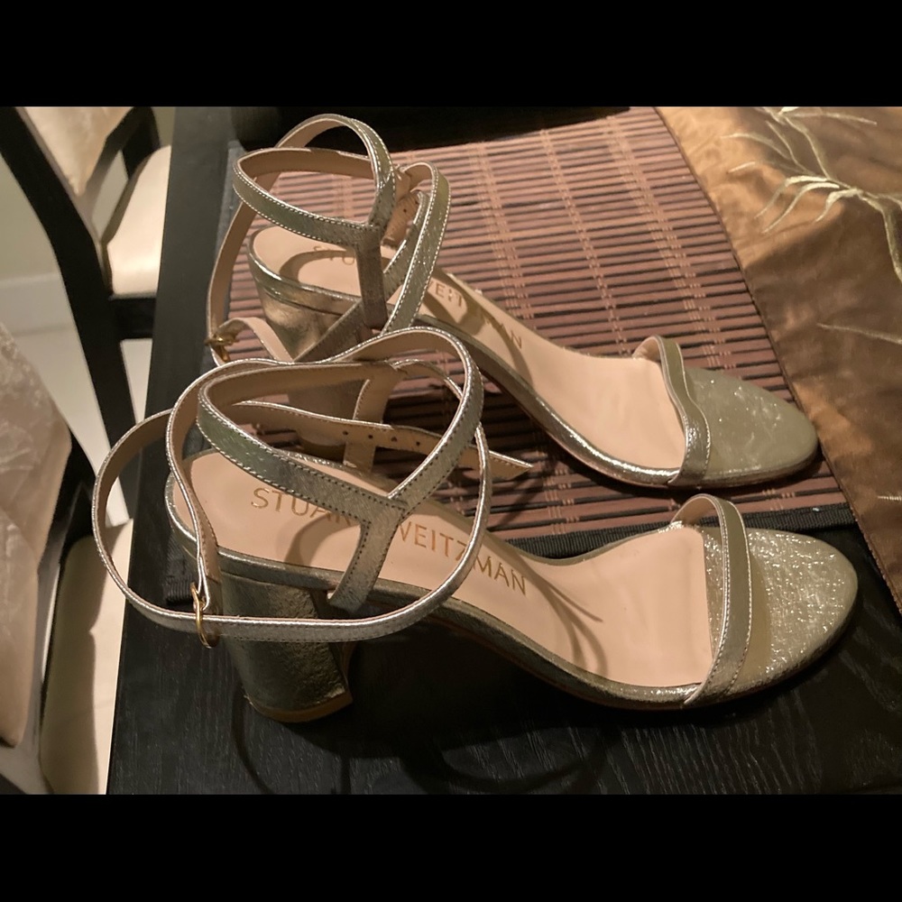 Woman’s shoes